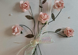 Laurka z różyczek dla Fundacji "Krwinka"