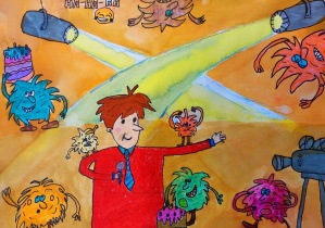 Obraz przedstawia kolorową, humorystyczną scenę w stylu kreskówkowym, utrzymaną w ciepłych odcieniach pomarańczu i żółci, z dodatkiem intensywnych barw postaci. Opis szczegółowy: Tło i scena: Tło jest w odcieniach pomarańczowo-żółtych, z dwoma dużymi reflektorami rzucającymi jasne, krzyżujące się snopy światła na środek obrazu. W górnej części widnieje napis „HA-HA-HA” oraz emotikon śmiechu, co sugeruje atmosferę zabawy lub występu komediowego. Postacie: Centralnie znajduje się osoba w czerwonym stroju z niebieskim krawatem, trzymająca mikrofon – wygląda jak prowadzący program lub konferansjer. Wokół tej postaci rozmieszczone są kolorowe, fantazyjne stworki o włochatych kształtach, w różnych barwach: turkusowy, pomarańczowy, różowy, zielony, brązowy. Niektóre stworki trzymają torty lub ciasta, co dodaje scenie humorystycznego charakteru. Każdy stworek ma duże oczy i szeroki uśmiech, podkreślając komediowy nastrój. Dodatkowe elementy: Po prawej stronie widoczna jest kamera skierowana w stronę głównej postaci, co sugeruje nagranie programu lub występu. Na górze i po bokach widać reflektory, które podkreślają sceniczny charakter ilustracji.